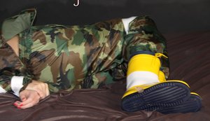 18 year old girl Kristina gets on top while giving her virginity away